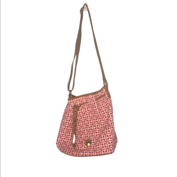 Tommy Hilfiger Handbags - Tommy Hilfiger cloth purse Tommy Hilfiger Handbags - Tommy Hilfiger cloth purse